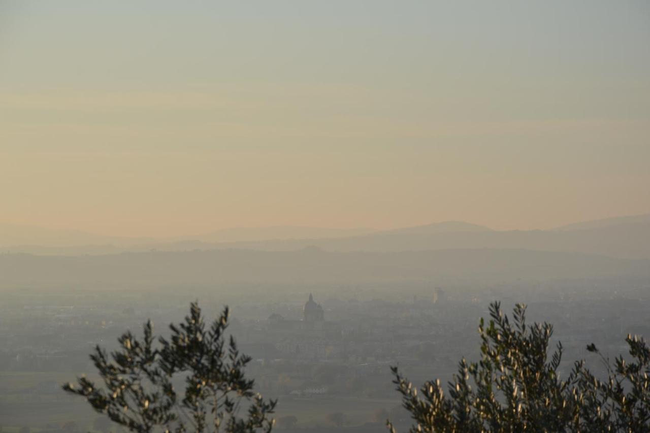 Locazione Turistica Villa Delle Rose Assisi Buitenkant foto