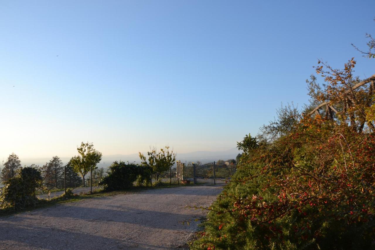 Locazione Turistica Villa Delle Rose Assisi Buitenkant foto
